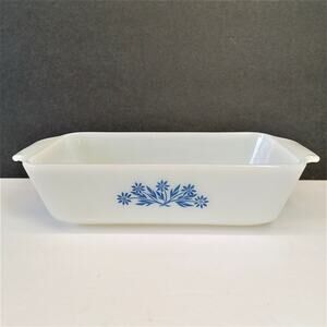 Anchor Hocking Cornflower Milk Glass 1qt 5"x9" Rectangular Loaf Pan Baking Dish